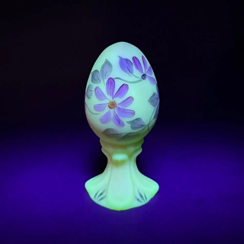 Fenton Uranium Glass Burmese Egg on Stand Pink Limited Edition 2078/3000